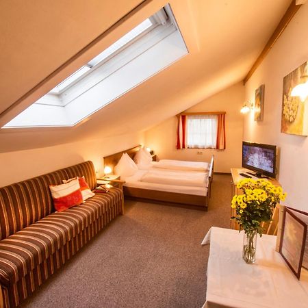 Pension Grafengut ラートシュタット 部屋 写真