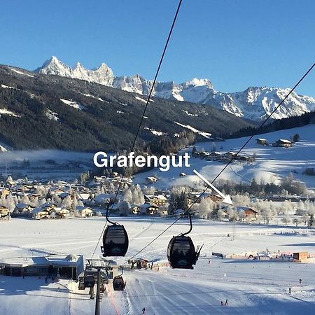 Pension Grafengut ラートシュタット エクステリア 写真